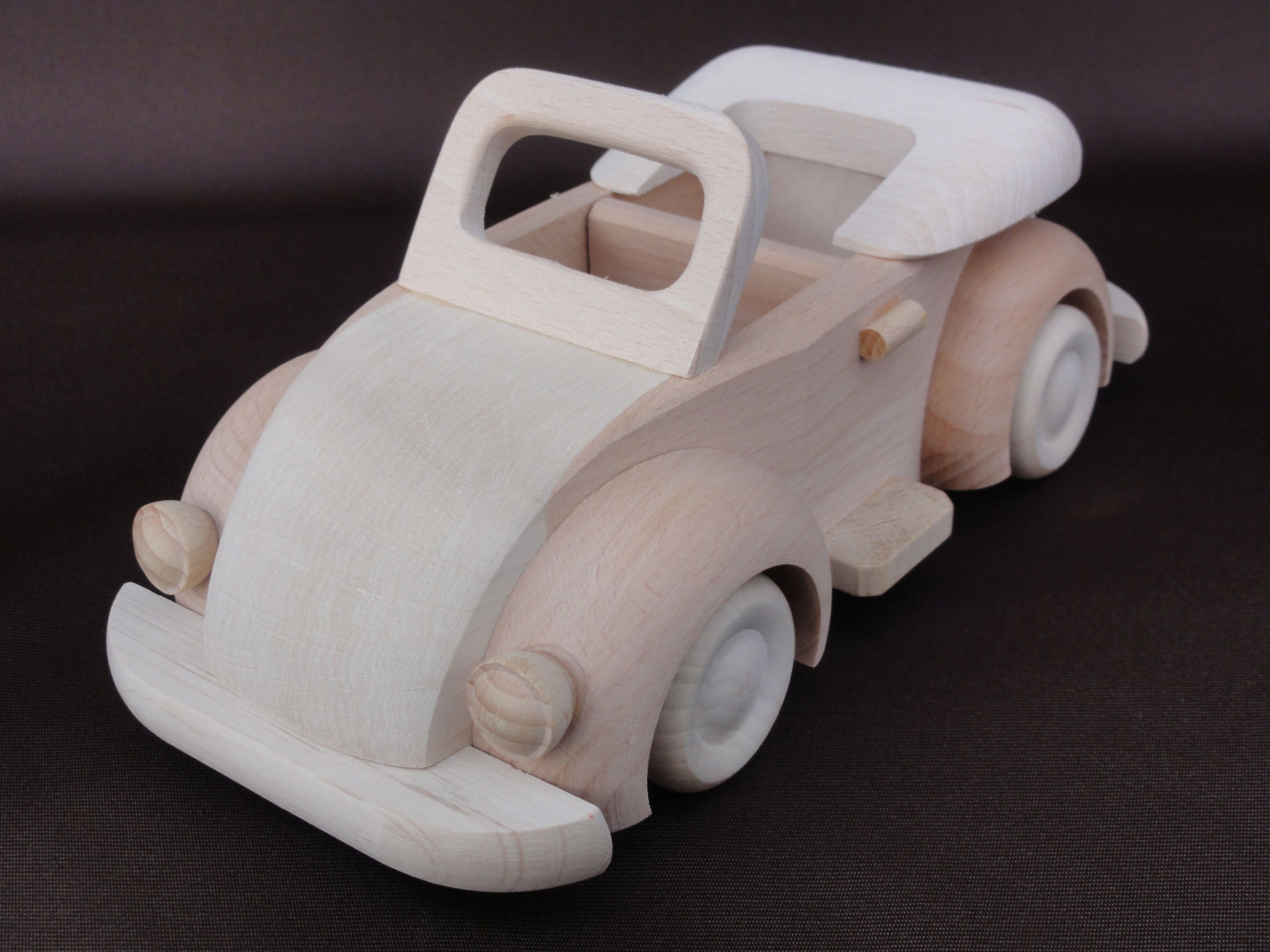 A car made of wood Nr A-040